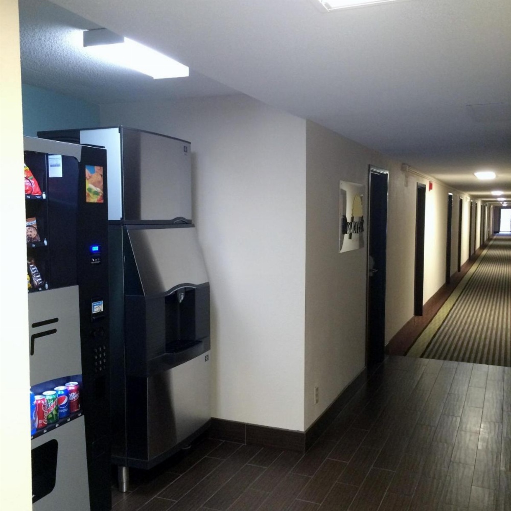 Days Inn by Wyndham Charleston Image 16